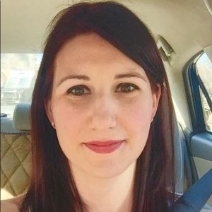 Meet your Posher, Rebecca